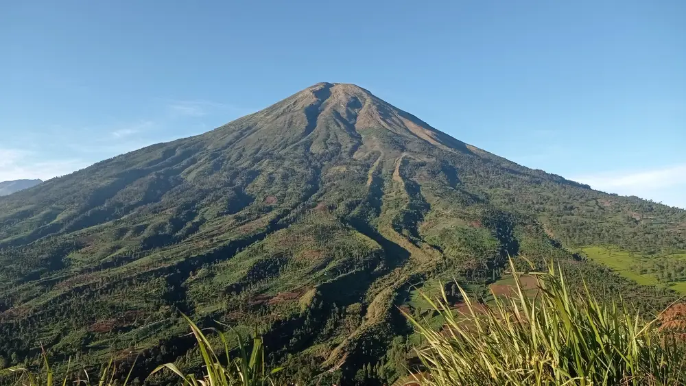Gunung Sindoro