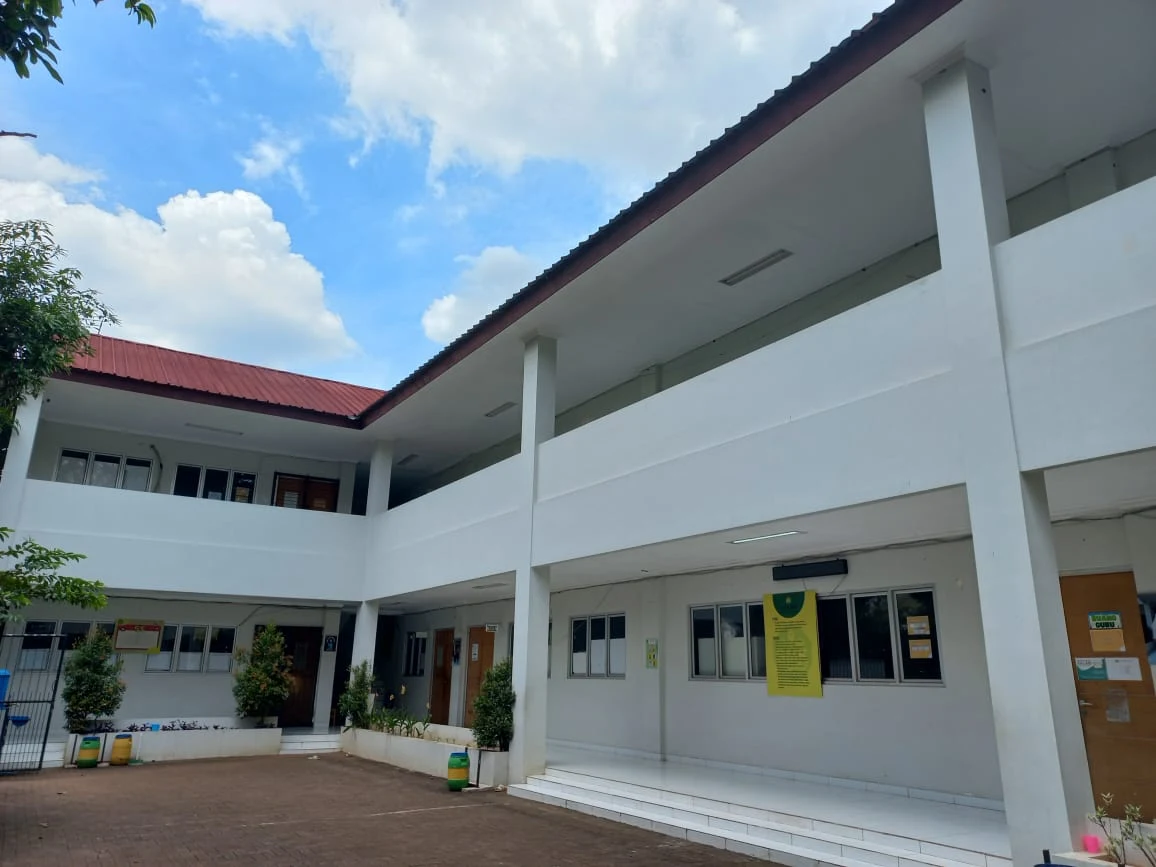 Gedung SMK Darus Sa'adah